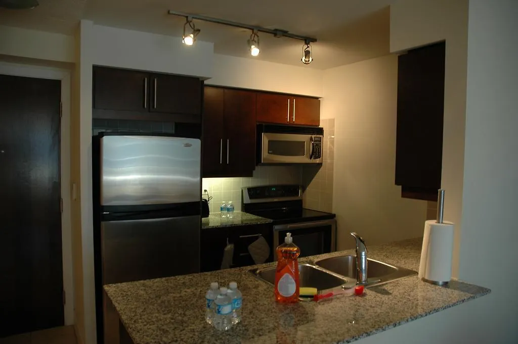 Apartment Livingsuites Toronto - 20 Blue Jays Way